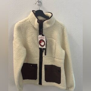 NWT Canada weather gear coat size Small